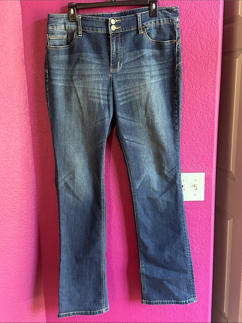 🔥 3 FOR $25 SALE 🔥 NY&Co Soho Curve Creator Dark Blue Women's Bootcut Jeans